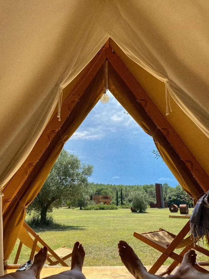 Bed and breakfast Hotel Fundació L'Olivar Ventalló España