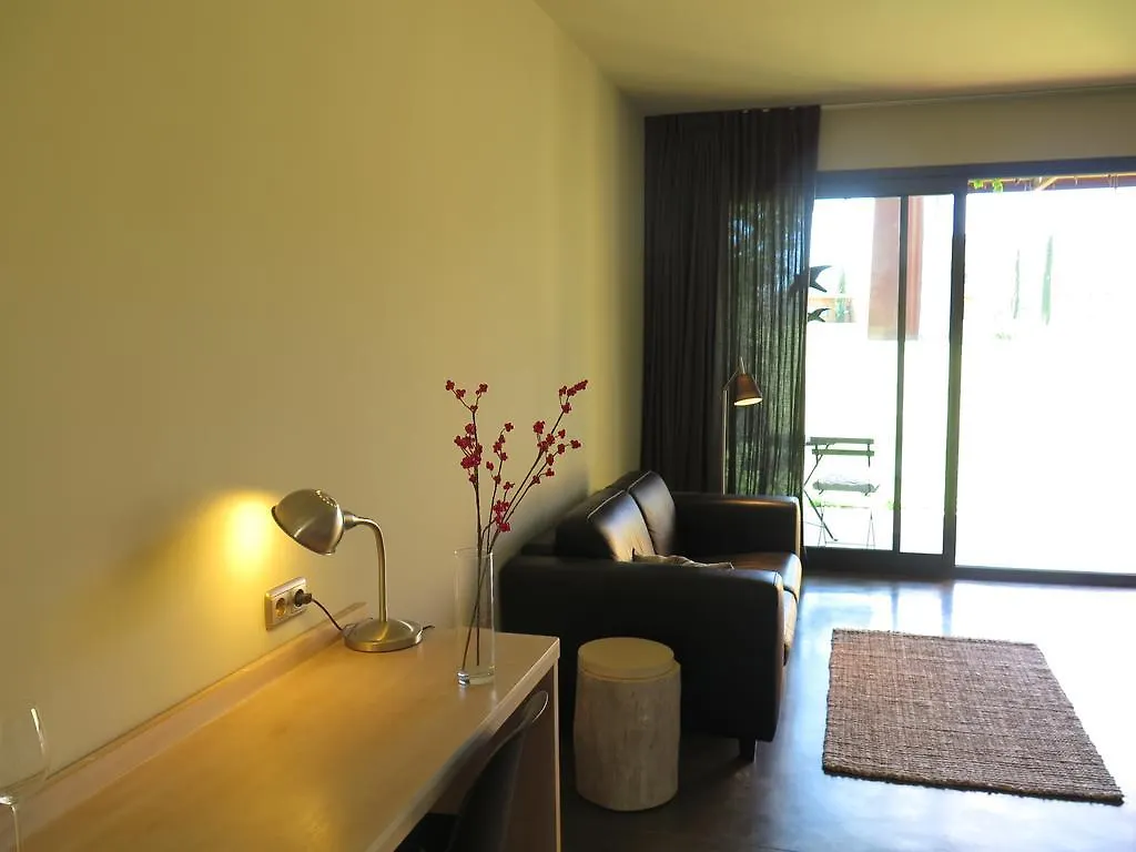 Hotel Fundació L'Olivar Ventalló Bed and breakfast
